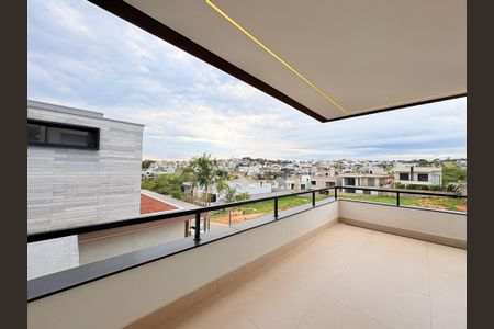 Casa de condomínio à venda com 380m², 5 quartos e 3 vagasSacada da Suíte 1