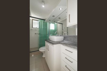 Apartamento à venda com 86m², 2 quartos e 2 vagasBanheiro Social