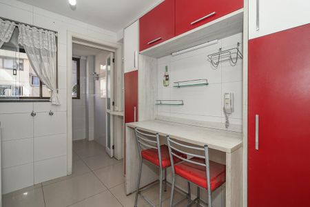 Apartamento à venda com 86m², 2 quartos e 2 vagasCozinha