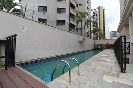 Apartamento para alugar com 37m², 1 quarto e 1 vagaÁrea Comum - Piscina