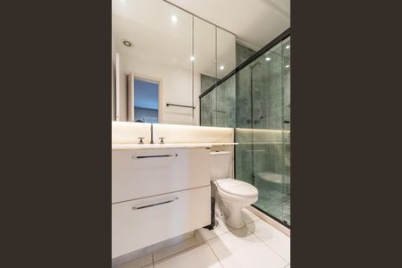 Apartamento à venda com 68m², 2 quartos e 1 vagaBanheiro da Suíte