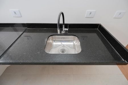 Apartamento à venda com 30m², 1 quarto e sem vaga Apartamento à venda com 30m², 1 quarto e sem vagaCozinha e área de serviço