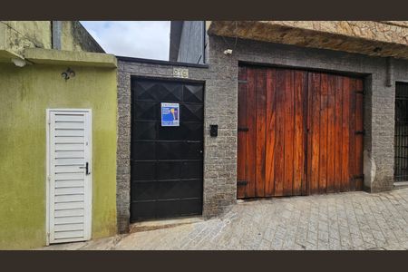 Casa para alugar com 30m², 1 quarto e sem vaga Casa para alugar com 30m², 1 quarto e sem vagaFachada