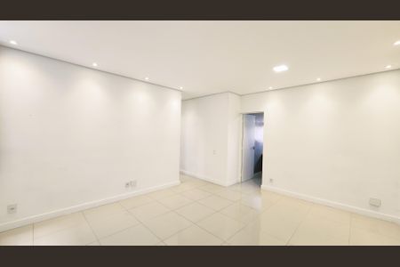 Sala de apartamento à venda com 3 quartos, 72m² em Jardim Santa Teresa, Jundiaí