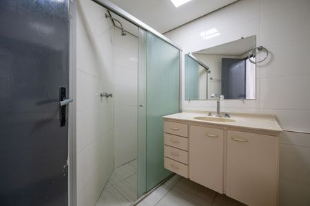 Apartamento para alugar com 76m², 3 quartos e 1 vaga Apartamento para alugar com 76m², 3 quartos e 1 vagaBanheiro