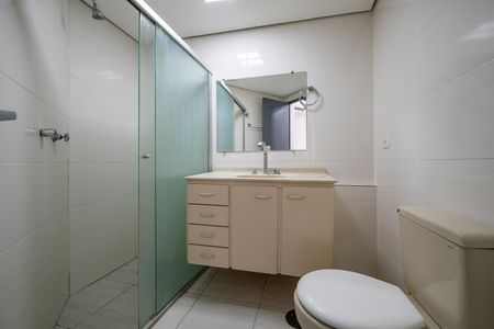 Apartamento para alugar com 76m², 3 quartos e 1 vaga Apartamento para alugar com 76m², 3 quartos e 1 vagaBanheiro
