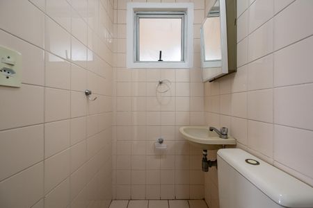 Apartamento para alugar com 76m², 3 quartos e 1 vaga Apartamento para alugar com 76m², 3 quartos e 1 vagaBanheiro da Suíte