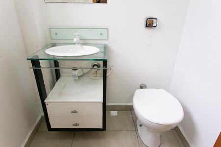 Apartamento para alugar com 80m², 2 quartos e sem vagaBanheiro