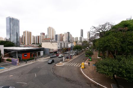 Apartamento para alugar com 80m², 2 quartos e sem vagaVista da Varanda dos Quartos