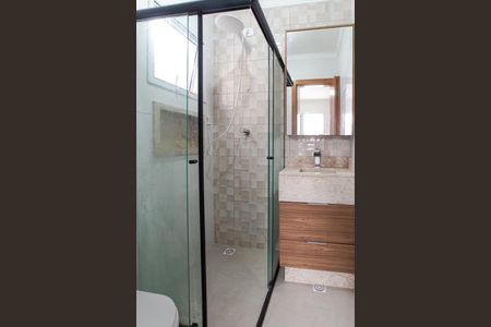 Casa à venda com 70m², 2 quartos e 2 vagasBanheiro da Suíte 1