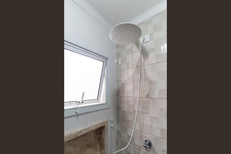 Casa à venda com 70m², 2 quartos e 2 vagasBanheiro da Suíte 1