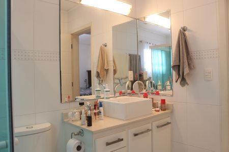 Apartamento à venda com 160m², 2 quartos e 2 vagasBanheiro da Suíte 2