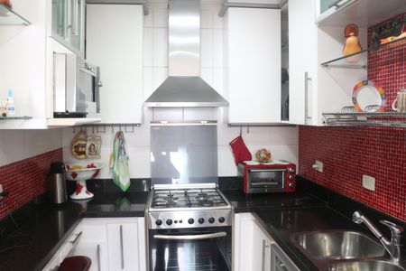 Apartamento à venda com 160m², 2 quartos e 2 vagasCozinha