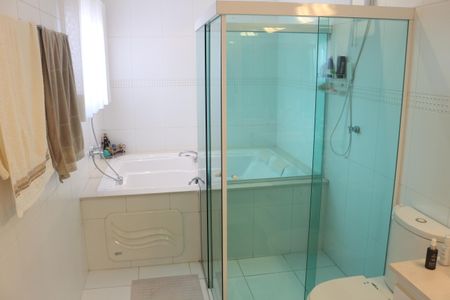 Apartamento à venda com 160m², 2 quartos e 2 vagasBanheiro da Suíte 2