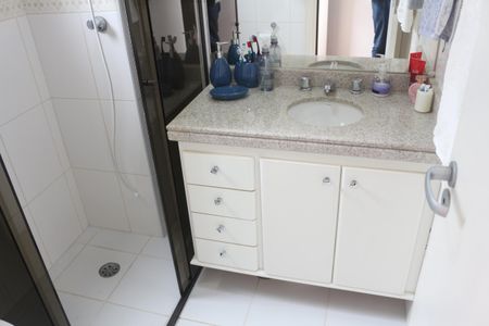 Apartamento à venda com 160m², 2 quartos e 2 vagasBanheiro da Suíte 1