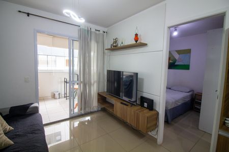 Sala/Cozinha de apartamento à venda com 1 quarto, 37m² em Santo Amaro, São Paulo