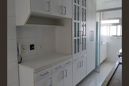Cozinha de apartamento à venda com 3 quartos, 70m² em Jardim Aeroporto, São Paulo