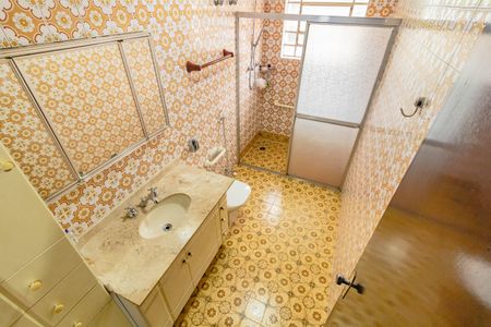 Casa à venda com 250m², 4 quartos e 2 vagasBanheiro Social