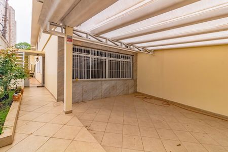 Casa à venda com 250m², 4 quartos e 2 vagasQuintal