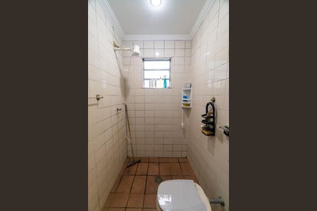 Casa à venda com 170m², 2 quartos e 2 vagasBanheiro da Suite Detalhe