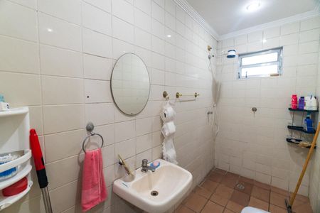 Casa à venda com 170m², 2 quartos e 2 vagasBanheiro Social