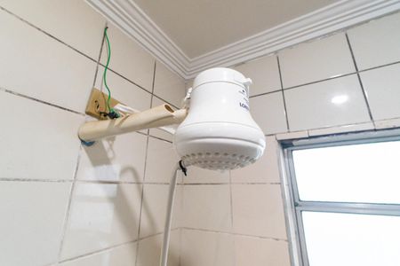 Casa à venda com 170m², 2 quartos e 2 vagasBanheiro da Suite Detalhe