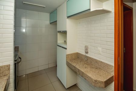 Apartamento à venda com 180m², 3 quartos e 2 vagasCozinha