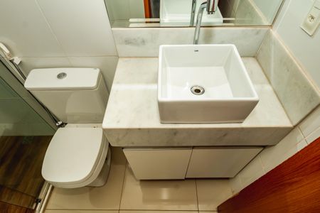 Apartamento à venda com 180m², 3 quartos e 2 vagasBanheiro Social