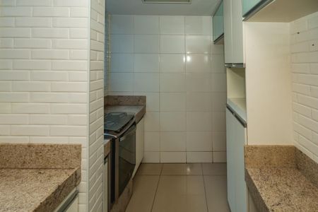 Apartamento à venda com 180m², 3 quartos e 2 vagasCozinha