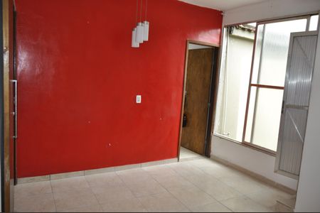 Sala de casa para alugar com 2 quartos, 70m² em Piedade, Rio de Janeiro