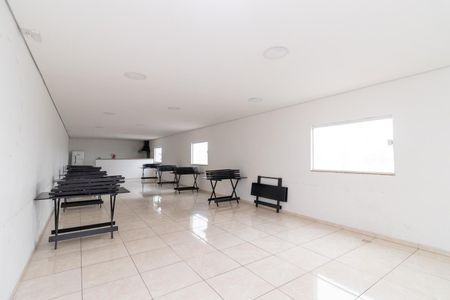Apartamento à venda com 35m², 2 quartos e 1 vagaÁrea comum - Salão de festas 2