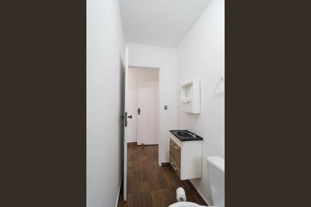 Casa para alugar com 70m², 2 quartos e 2 vagasBanheiro