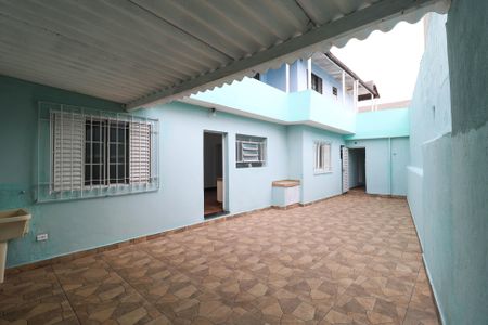 Casa para alugar com 70m², 2 quartos e 2 vagasÁrea comum