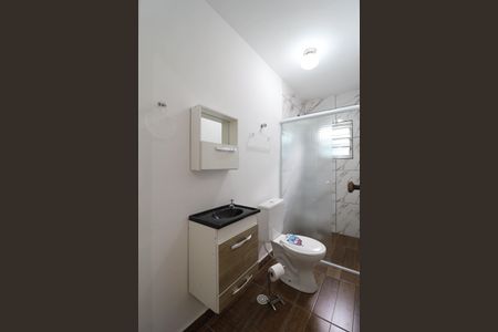 Casa para alugar com 70m², 2 quartos e 2 vagasBanheiro