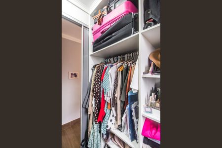 Apartamento à venda com 122m², 3 quartos e 2 vagasCloset da suíte