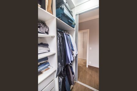 Apartamento à venda com 122m², 3 quartos e 2 vagasCloset da suíte