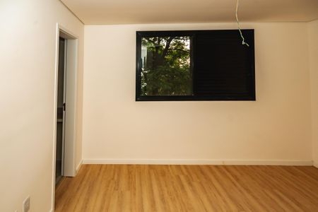 Apartamento à venda com 85m², 3 quartos e 2 vagasSuíte