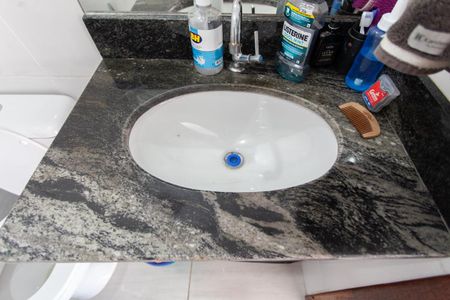 Casa à venda com 140m², 2 quartos e 2 vagas Casa à venda com 140m², 2 quartos e 2 vagasLavabo