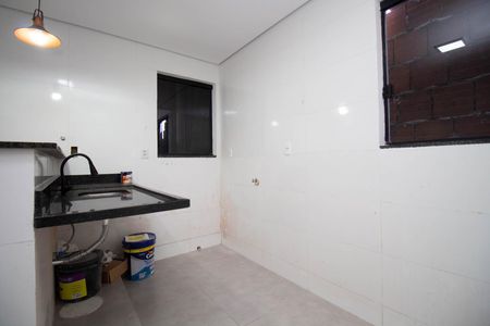 Apartamento à venda com 49m², 2 quartos e sem vaga Apartamento à venda com 49m², 2 quartos e sem vagaCozinha e Área de Serviço