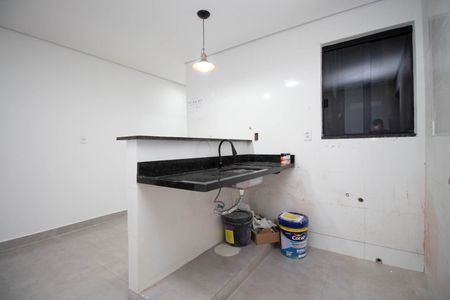 Apartamento à venda com 49m², 2 quartos e sem vaga Apartamento à venda com 49m², 2 quartos e sem vagaCozinha e Área de Serviço