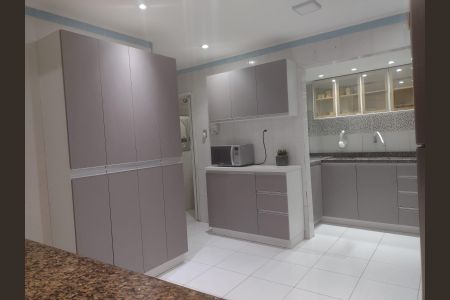 Apartamento à venda com 72m², 2 quartos e sem vaga Apartamento à venda com 72m², 2 quartos e sem vagaCozinha