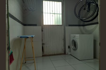 Apartamento à venda com 72m², 2 quartos e sem vaga Apartamento à venda com 72m², 2 quartos e sem vagaLavanderia