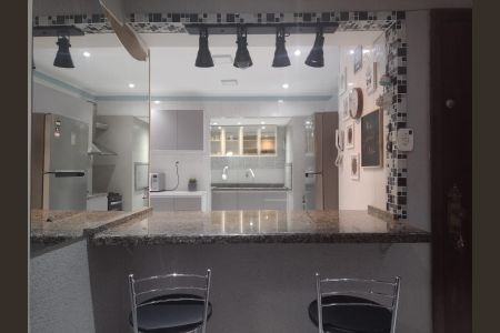 Apartamento à venda com 72m², 2 quartos e sem vaga Apartamento à venda com 72m², 2 quartos e sem vagaCozinha