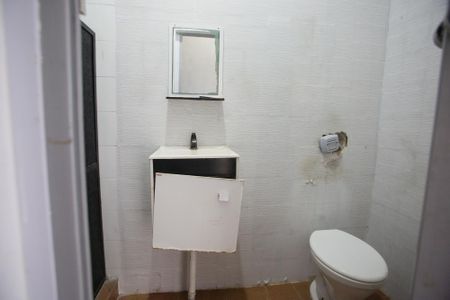 Casa para alugar com 85m², 4 quartos e 1 vagaBanheiro Social