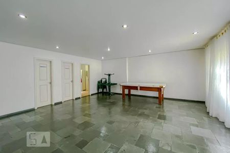 Apartamento à venda com 186m², 3 quartos e 2 vagas Apartamento à venda com 186m², 3 quartos e 2 vagasArea Comum