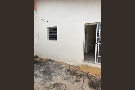 Casa à venda com 250m², 3 quartos e 2 vagascasa 02 (fundos)