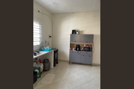 Casa à venda com 250m², 3 quartos e 2 vagascasa 02 (fundos)
