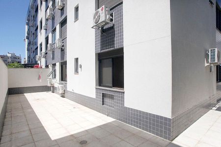 Apartamento à venda com 230m², 2 quartos e 2 vagasPátio