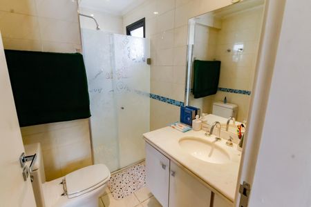 Apartamento para alugar com 154m², 3 quartos e 3 vagas Apartamento para alugar com 154m², 3 quartos e 3 vagasBanheiro da Suíte 2