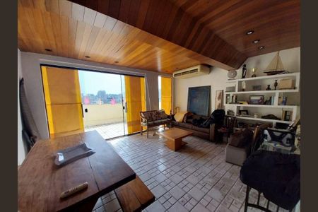 Apartamento à venda com 3 quartos, 280m² em Icaraí, Niterói